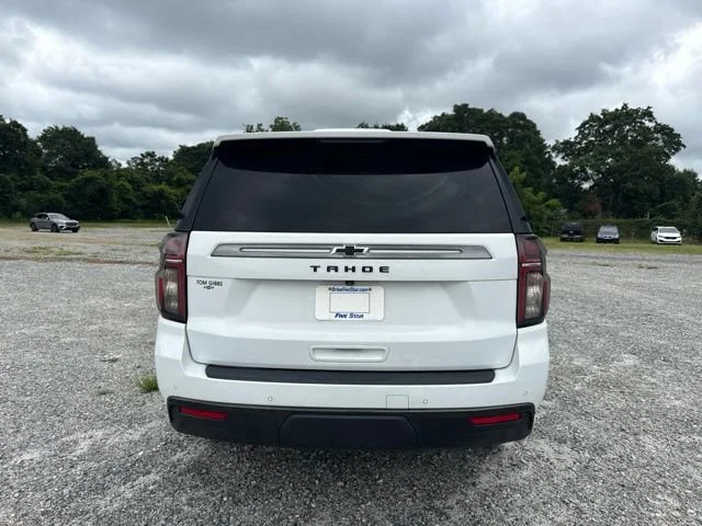 Used 2021 SUMMIT WHITE Chevrolet Z71 image 4