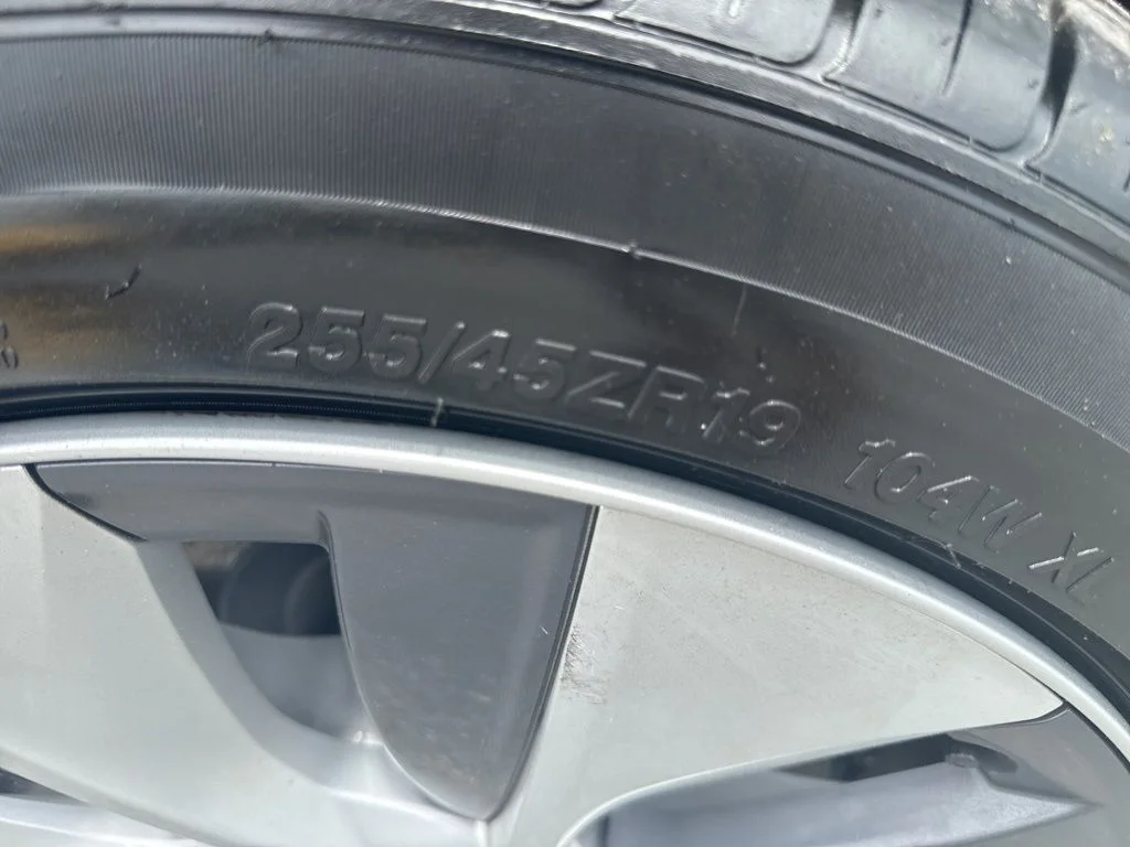 Used 2023 White Tesla Long Range image 37