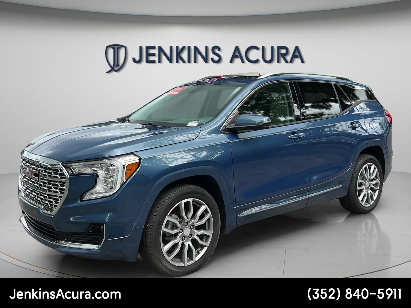 Used 2024 Downpour Metallic GMC Denali image 7