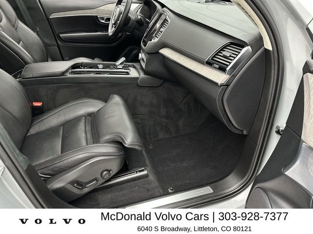 Used 2024 Gray Volvo Ultimate image 25