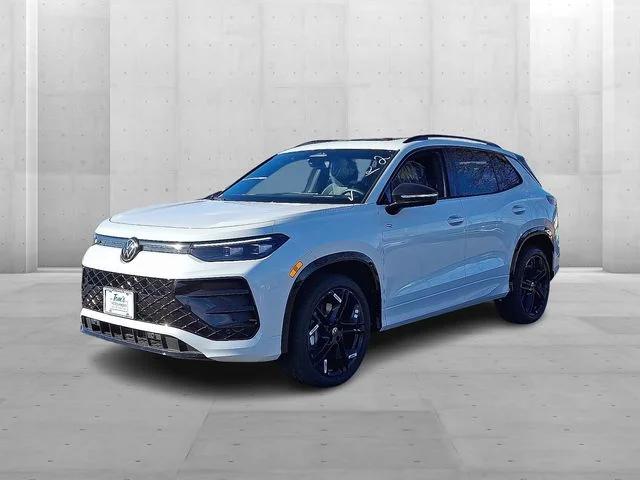 New 2026 White/off-white Volkswagen 2.0T SE R-Line Black image 2