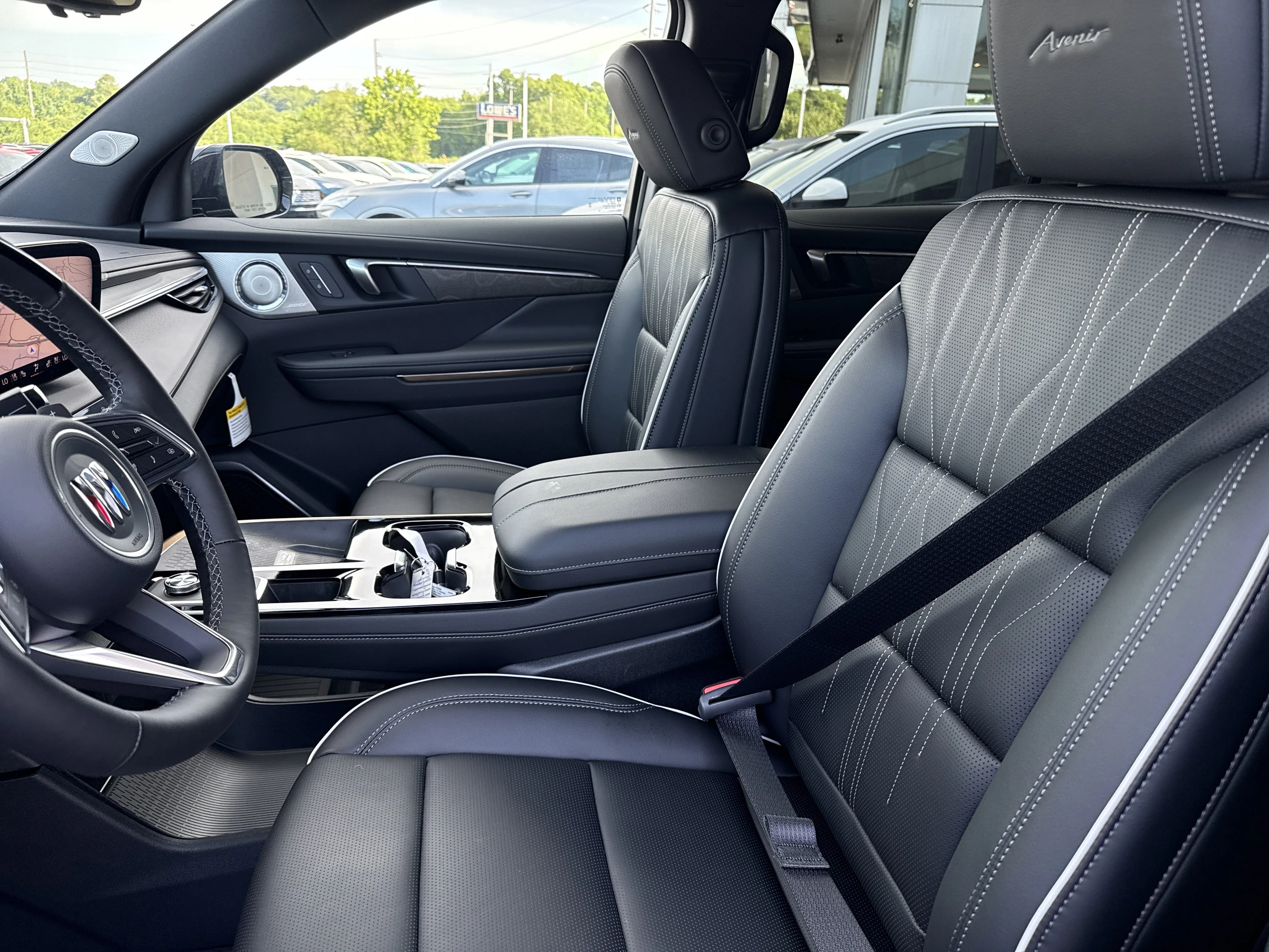 New 2026 Ebony Twilight Metallic Buick Avenir AWD image 5