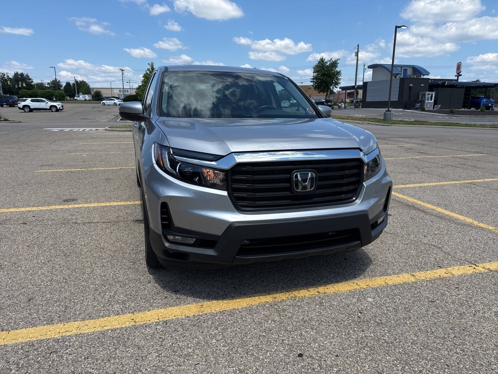 Certified Used 2023 Lunar Silver Metallic Honda RTL image 16