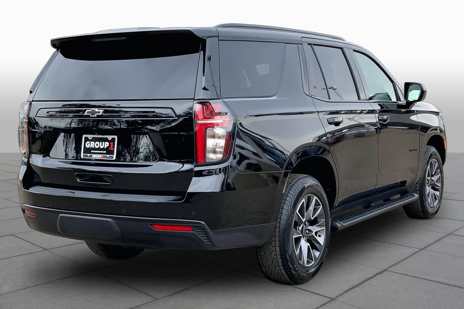 Used 2024 Black Chevrolet Z71 image 13