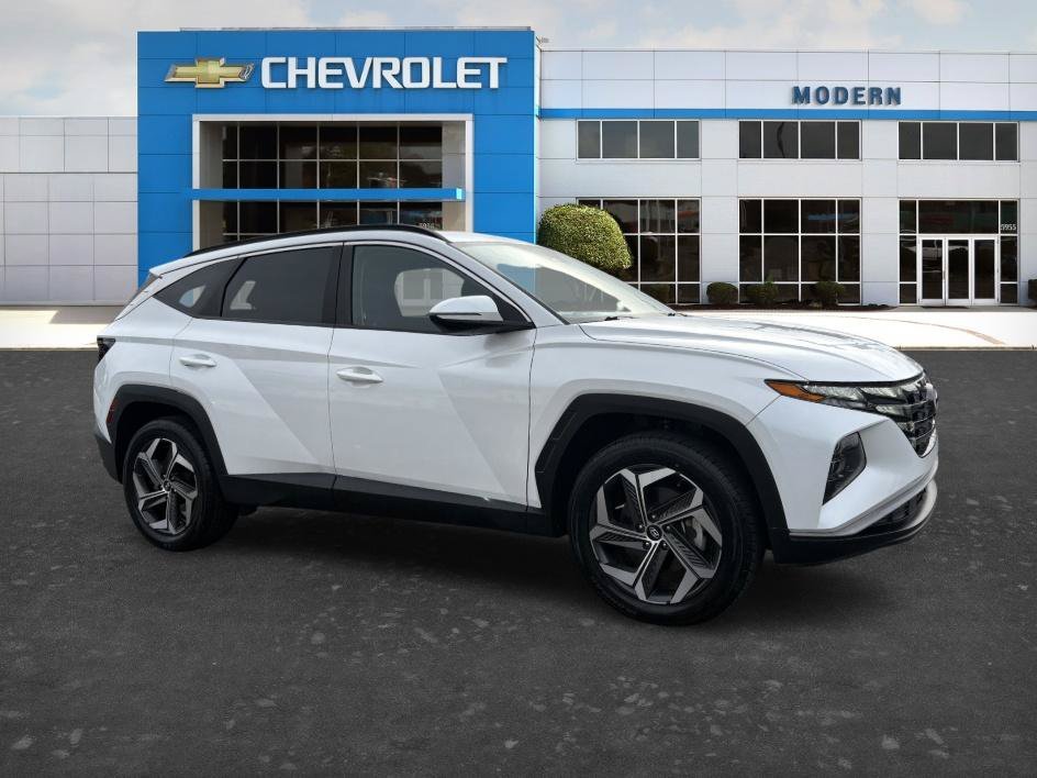 Used 2022 Quartz White Hyundai SEL image 6