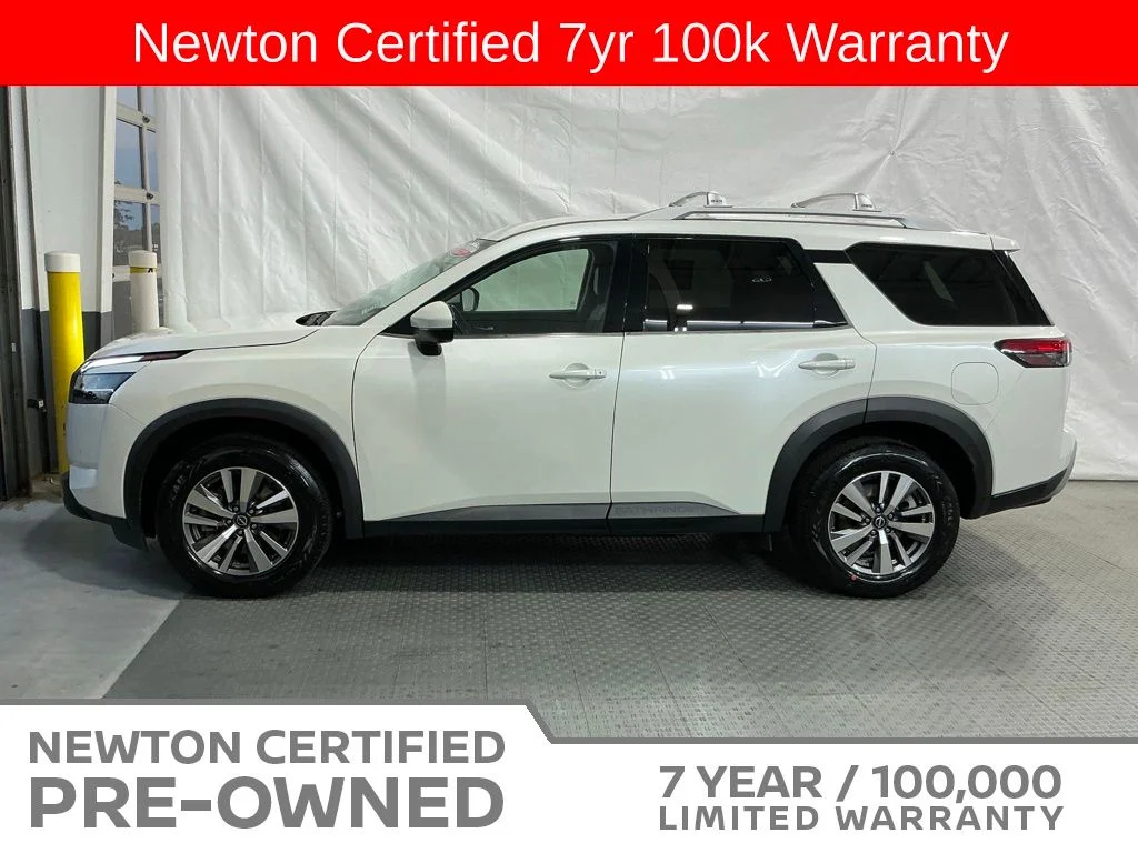 Certified Used 2023 Pearl White Nissan SL image 3