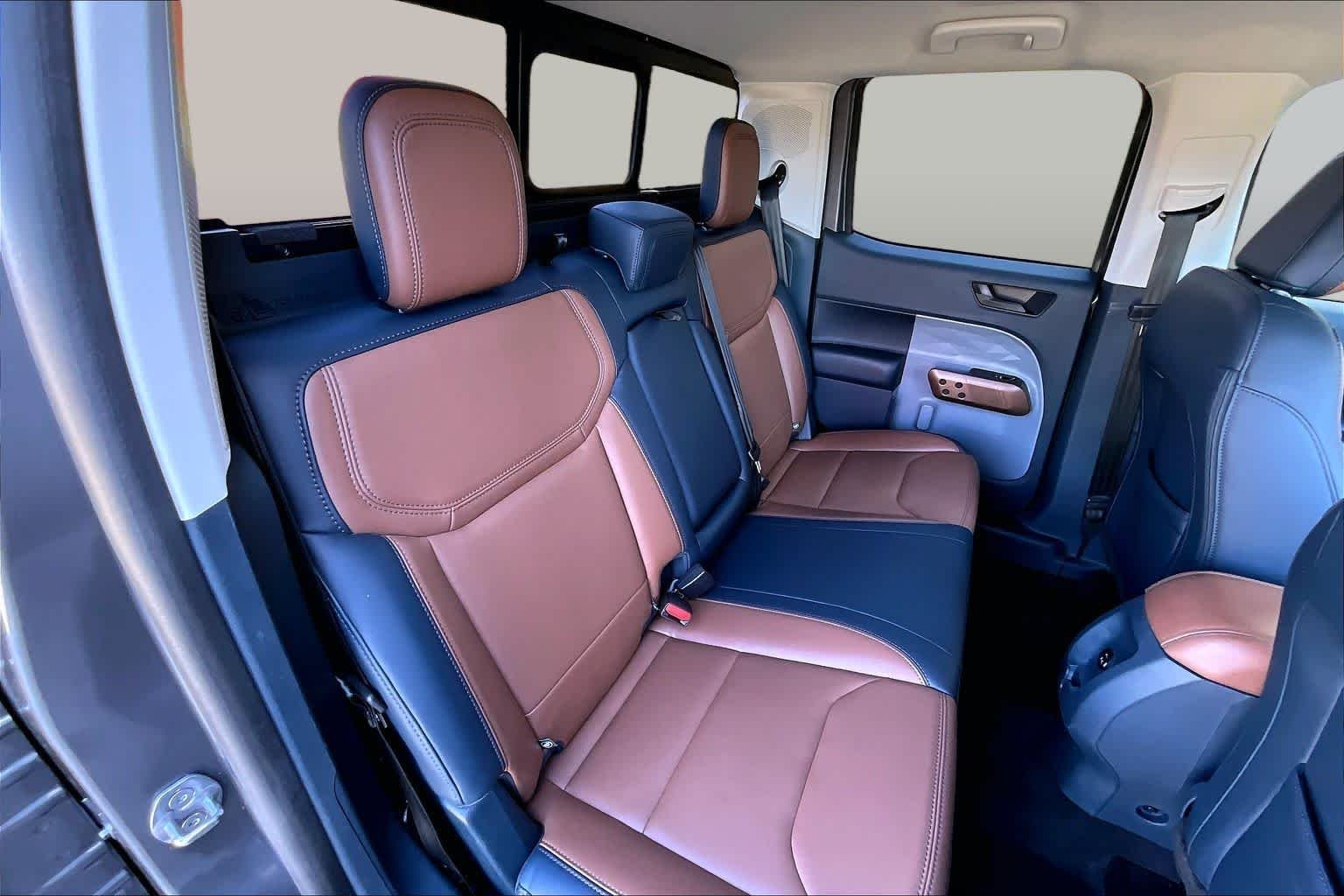 Used 2023 Carbonized Gray Metallic Ford Lariat image 20