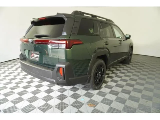 New 2026 DEEP EMERALD GREEN PEARL Subaru Limited image 7