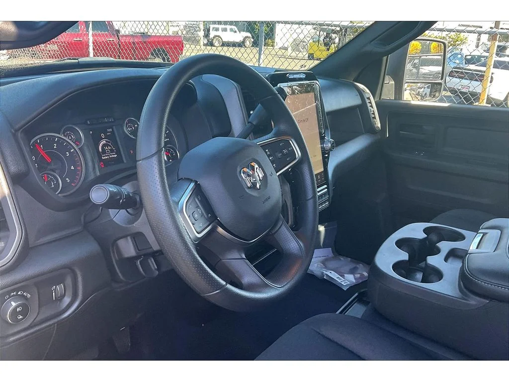2026 RAM 2500 Tradesman - Photo 6