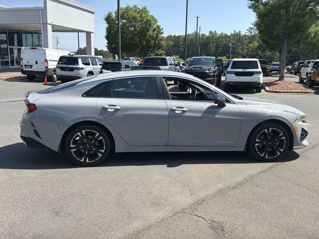 Used 2024 Gray Kia GT-Line image 5