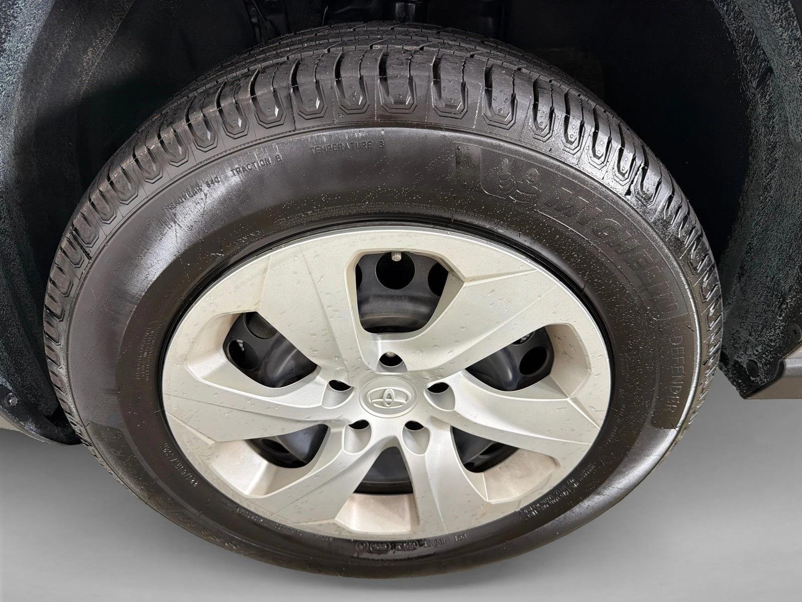 Used 2020 Silver Sky Metallic Toyota LE image 11