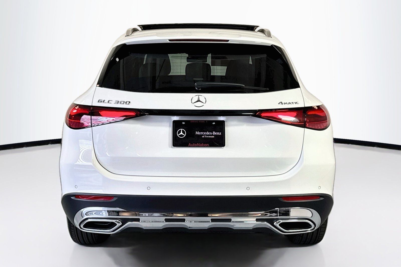 New 2026 Polar White Mercedes-Benz GLC 300 image 6