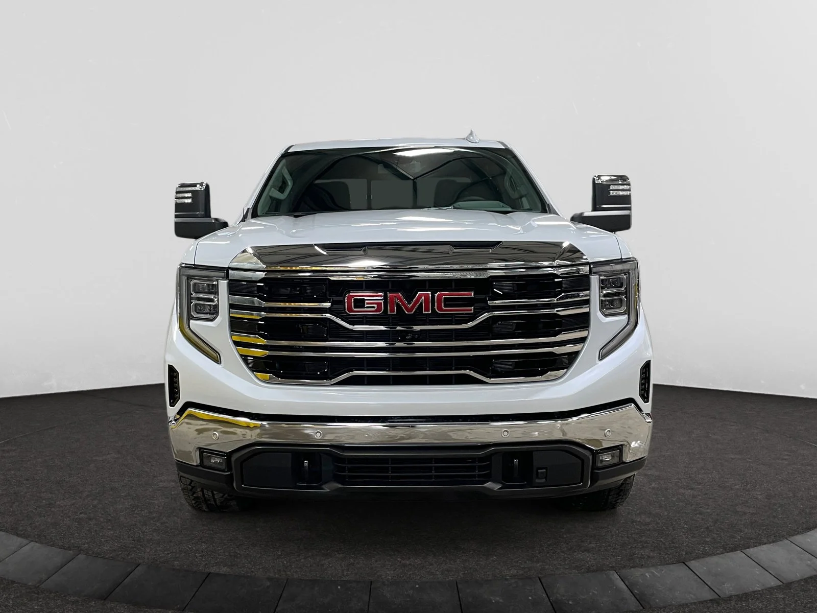 New 2026 Glacier White Tricoat GMC SLT image 8