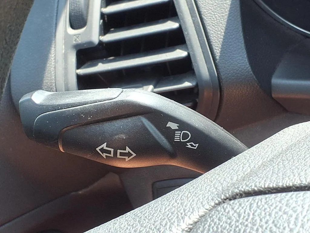 Used 2018 Black Ford SE image 17