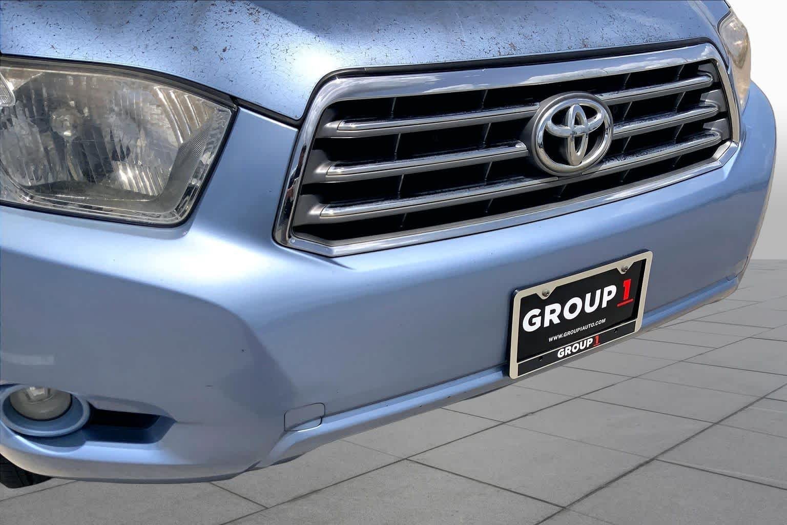 Used 2010 Waveline Pearl Toyota Limited image 28
