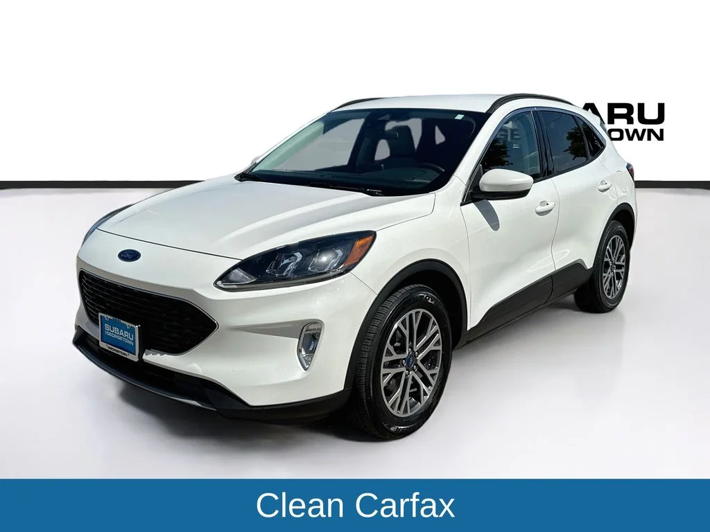 Used 2021 White Ford SEL image 3