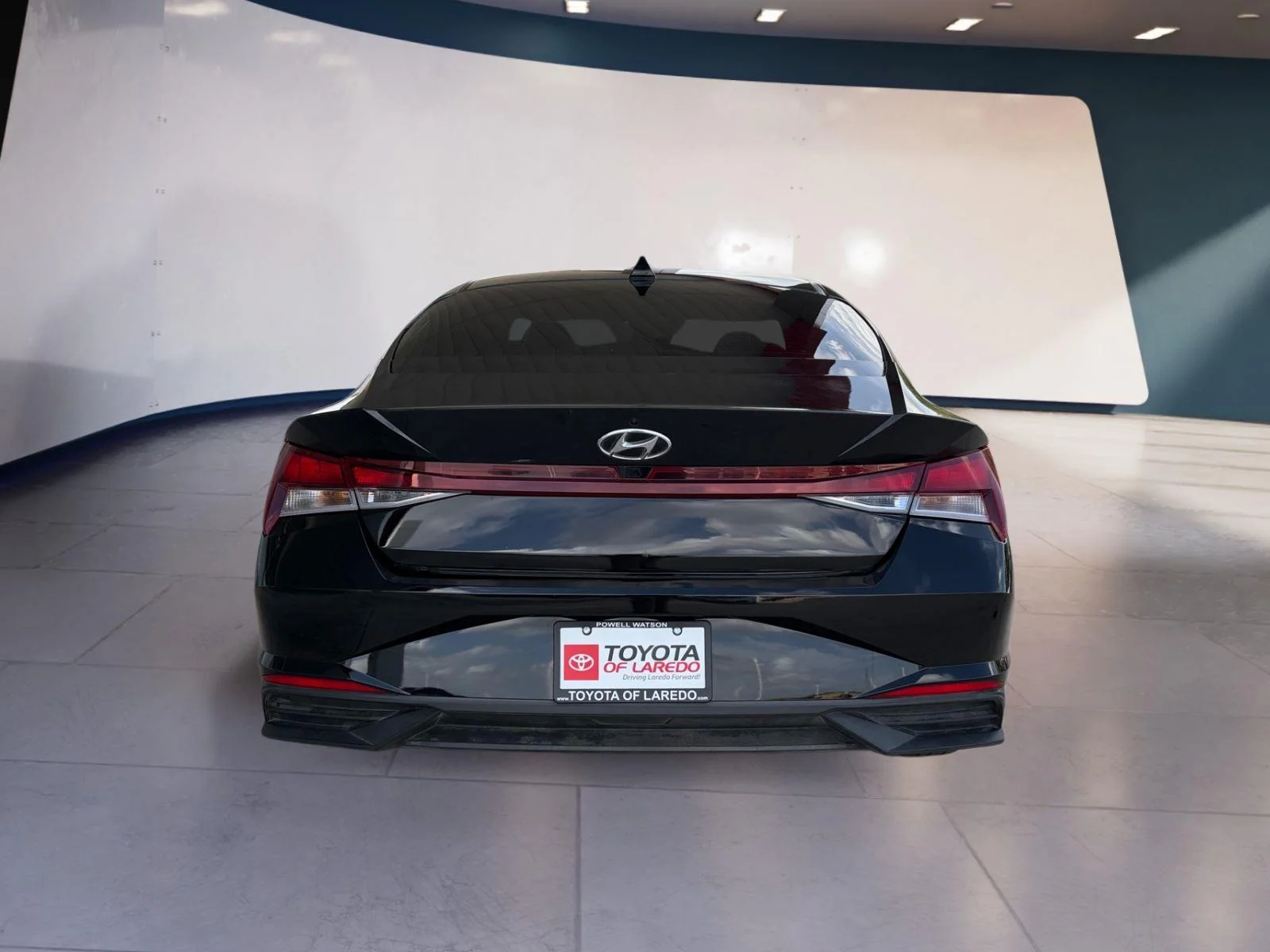Used 2023 Phantom Black Hyundai SEL image 4