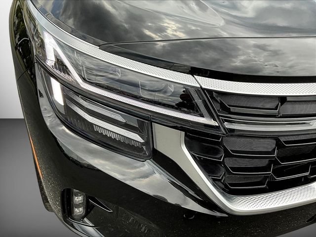 Certified Used 2026 Black Kia SX image 33
