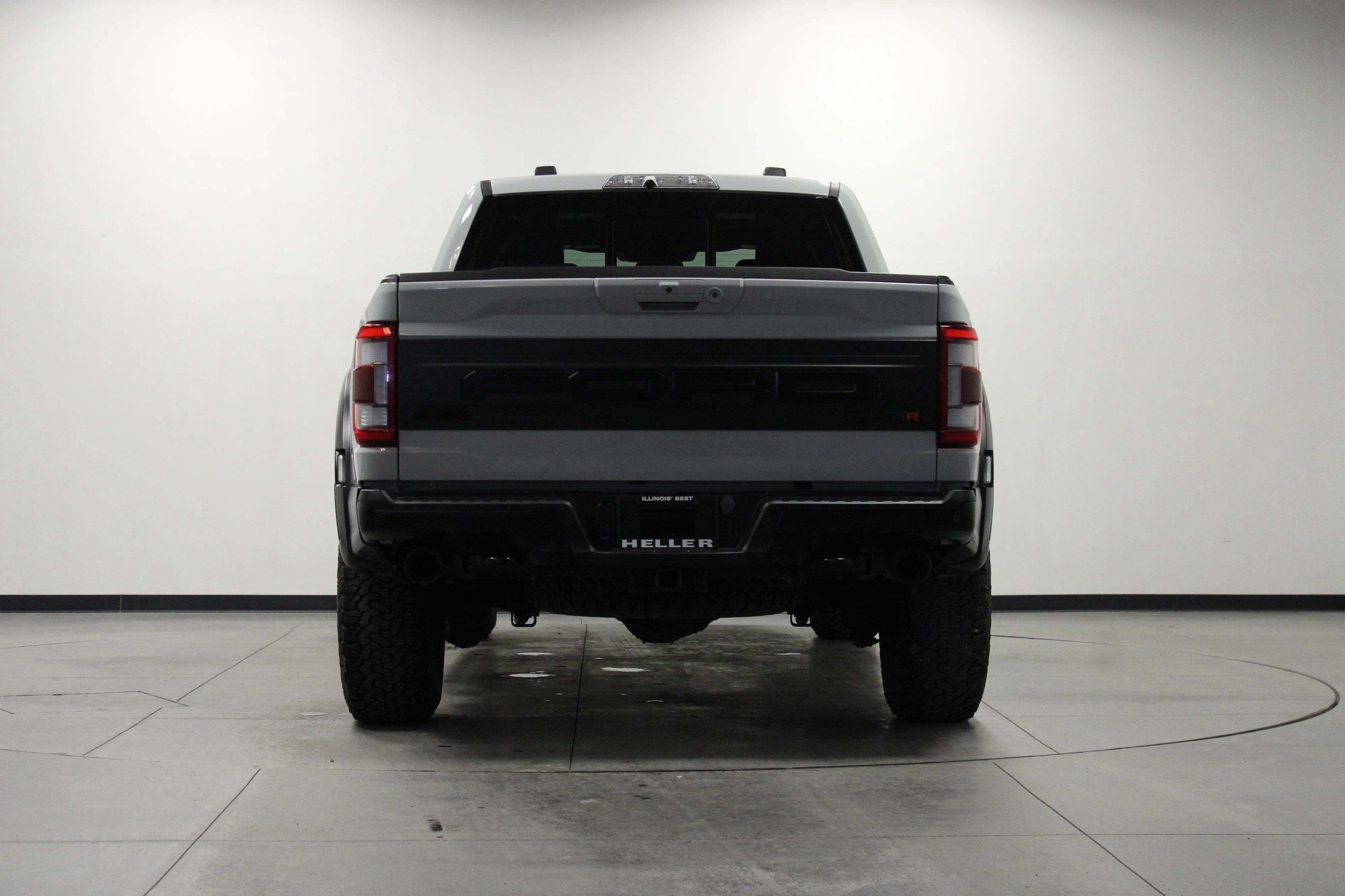 Used 2023 Avalanche Gray Ford Raptor image 5