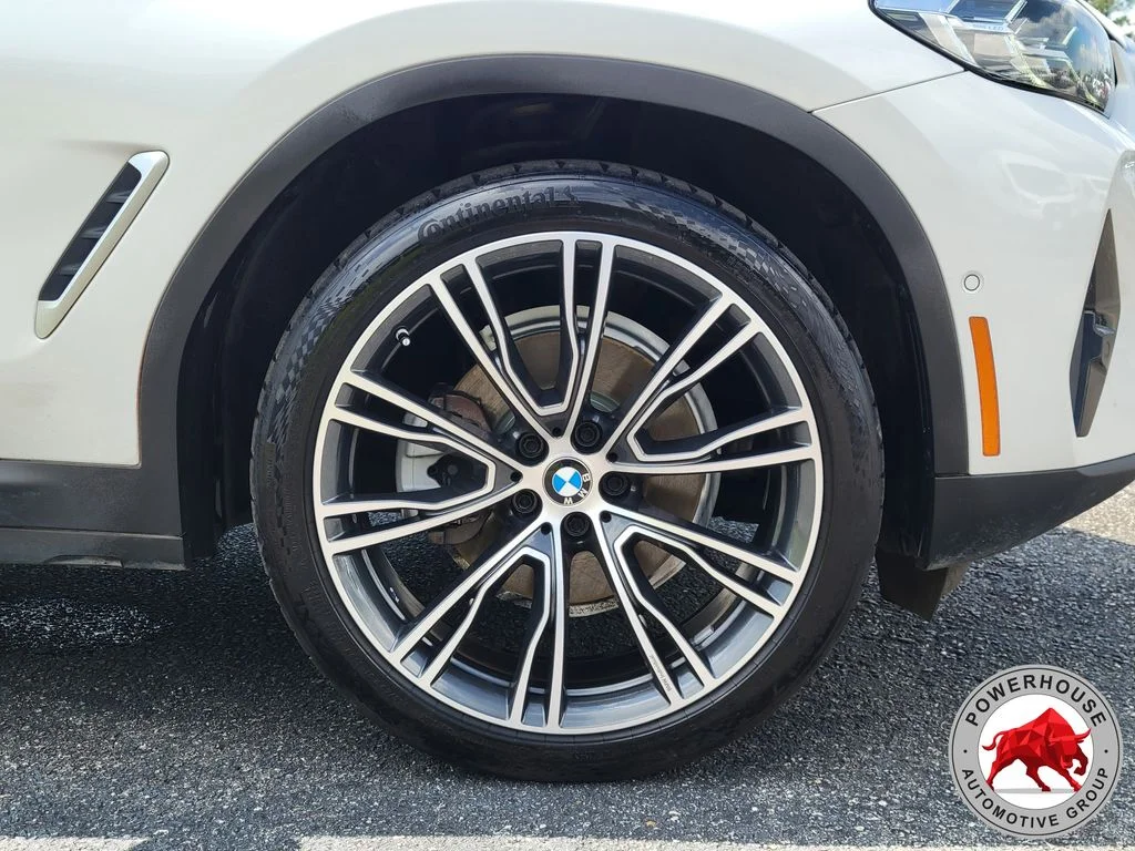 Used 2024 White BMW sDrive30i image 11