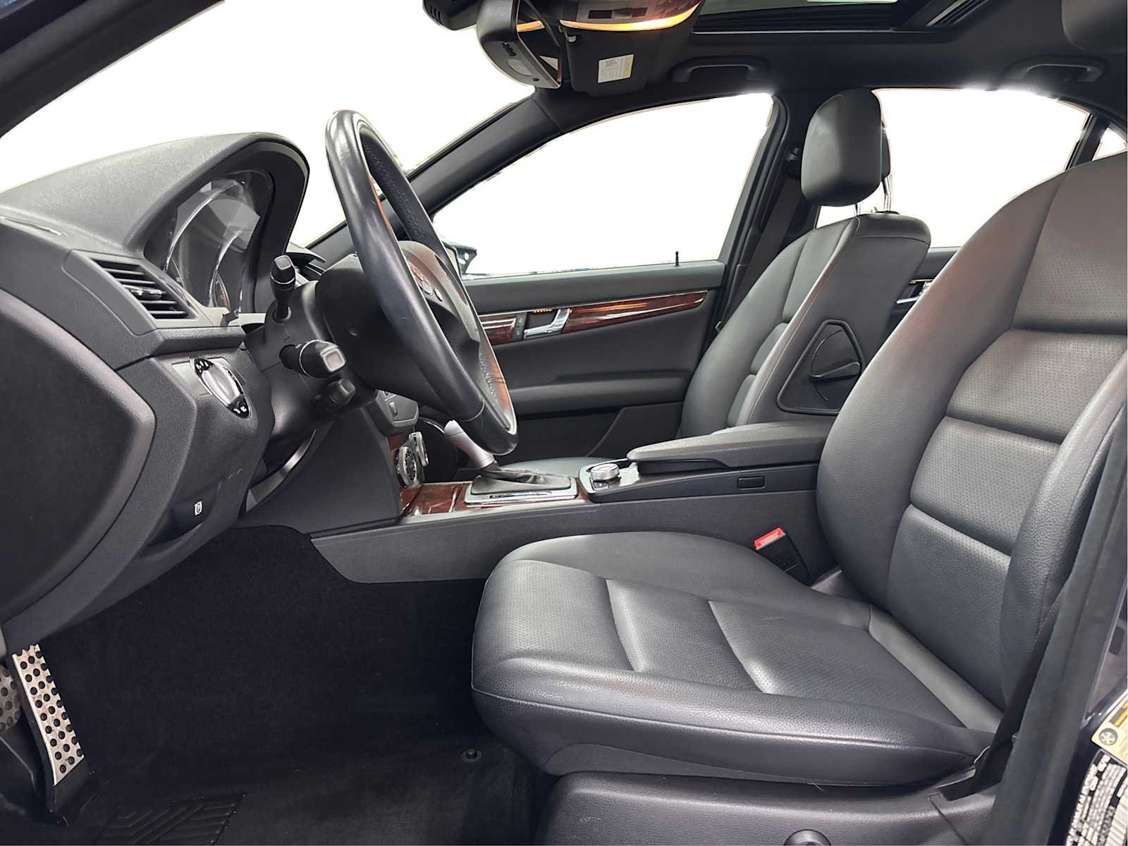 Used 2010 Capri Blue Metallic Mercedes-Benz C 300 Sport image 9