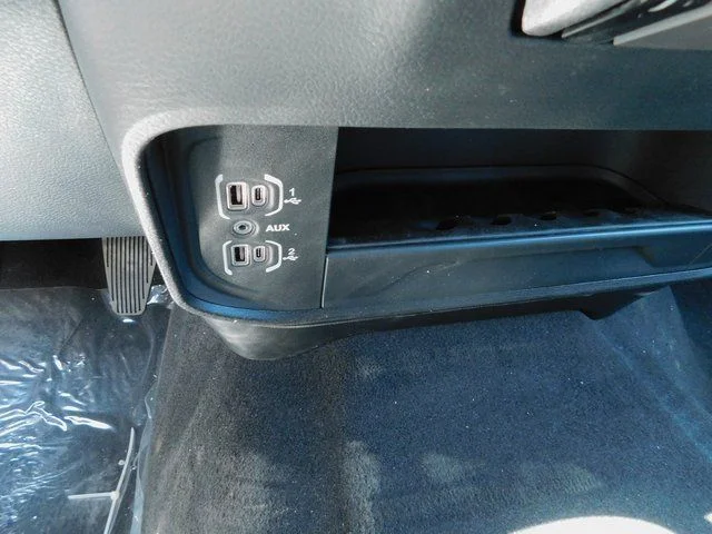 2025 RAM 2500 Tradesman - Photo 16