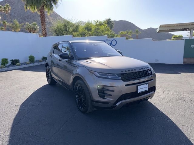Used 2020 Kaikoura Stone Metallic Land Rover R-Dynamic SE image 3