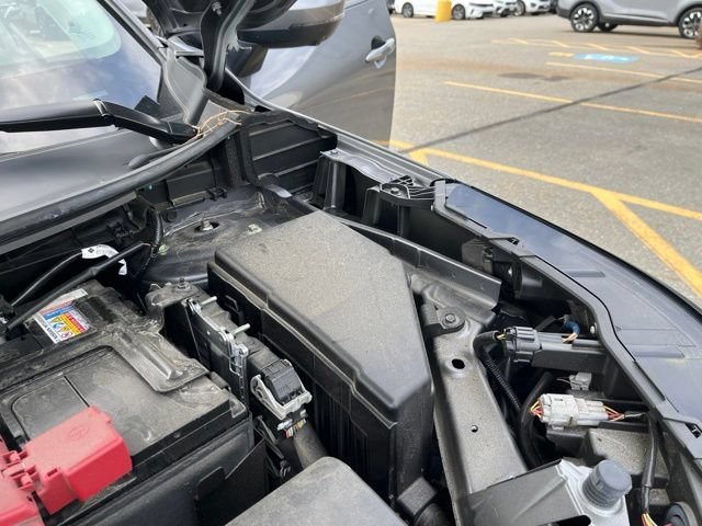 Used 2023 Gun Metallic Nissan SL image 24