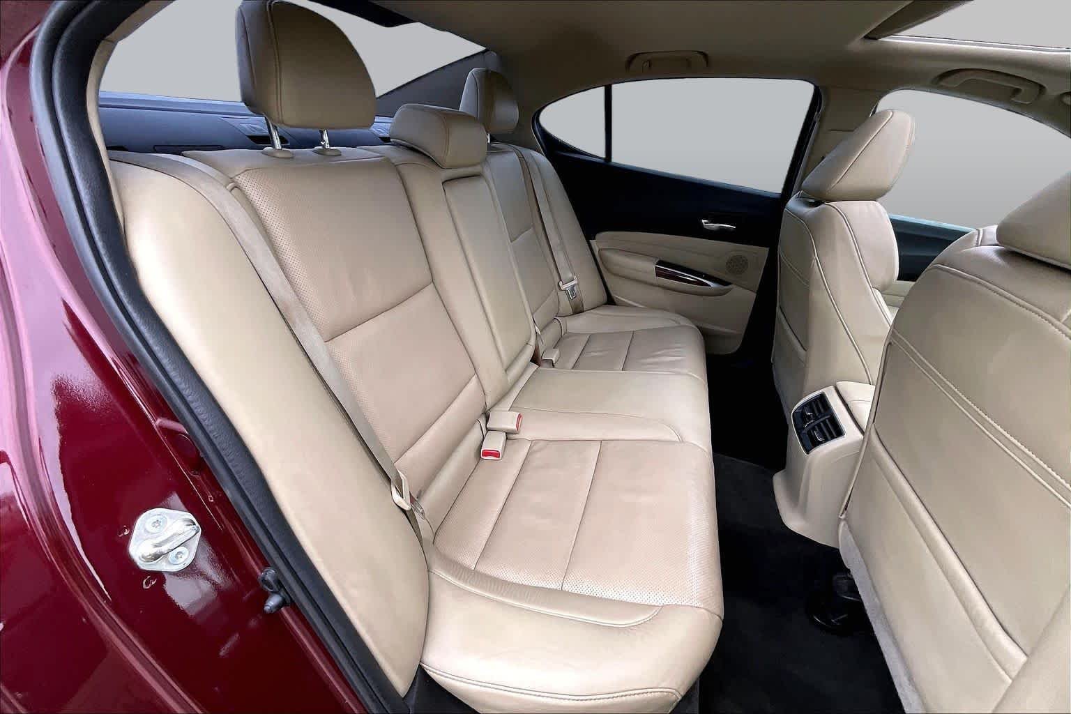 Used 2015 Basque Red Pearl II Acura V6 Tech image 19