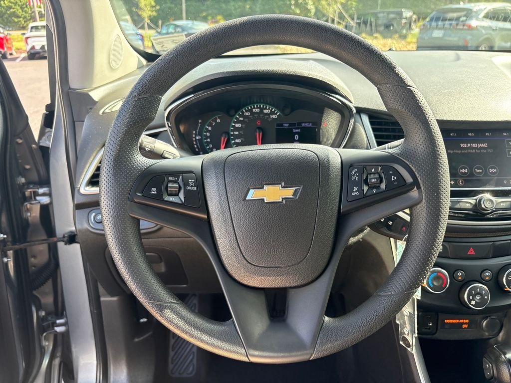 Used 2020 Gray Chevrolet LS image 15