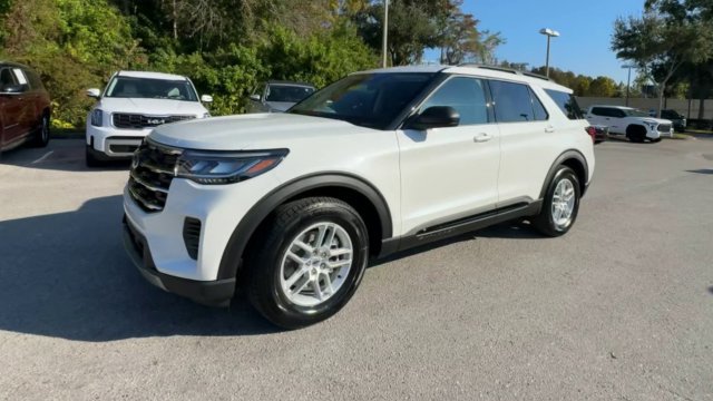 New 2026 Star White Metallic Tri-Coat Ford Active image 73