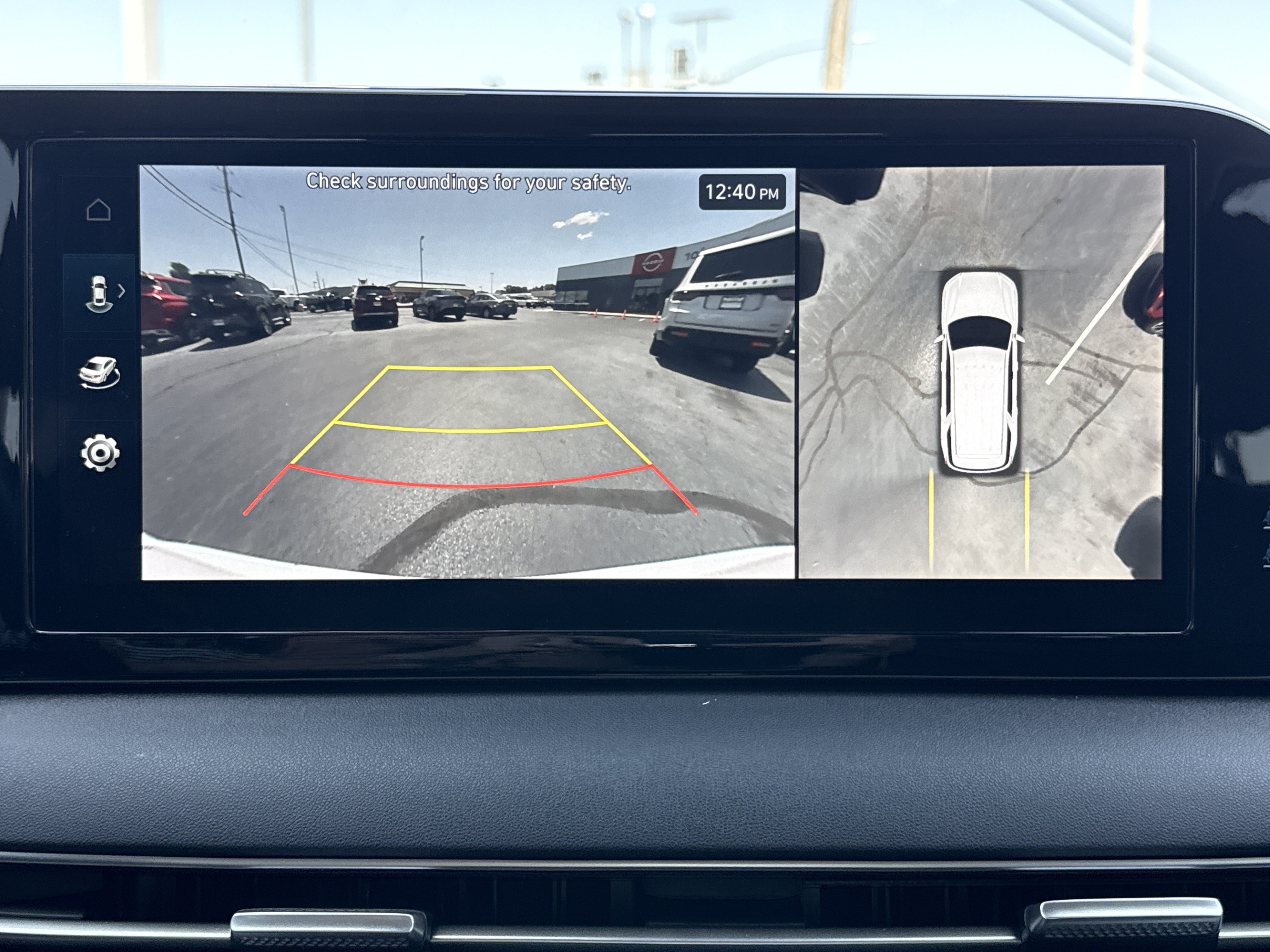 Used 2025 Hyper White Hyundai XRT AWD image 10