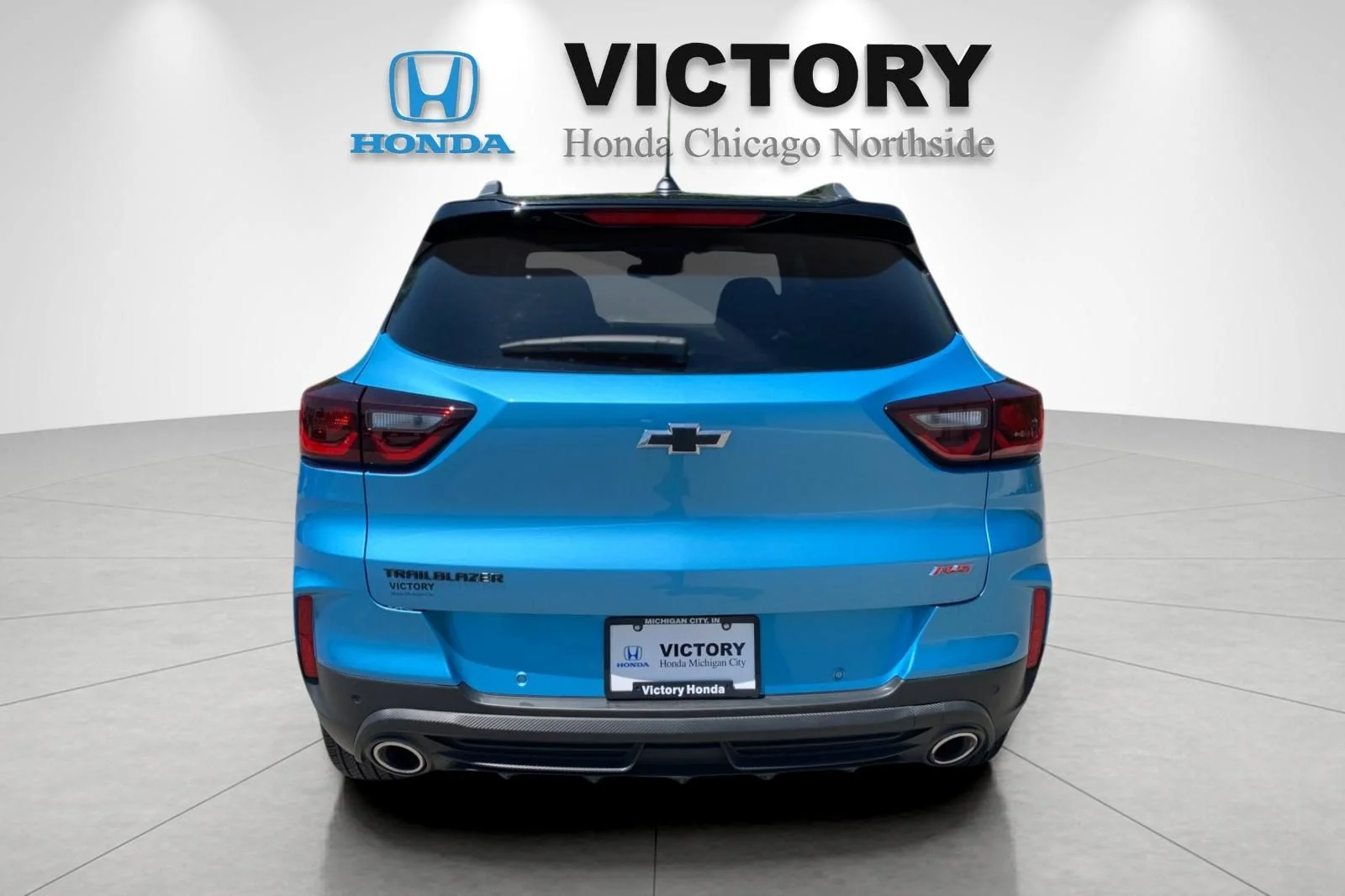 Used 2025 Marina Blue Chevrolet RS image 4