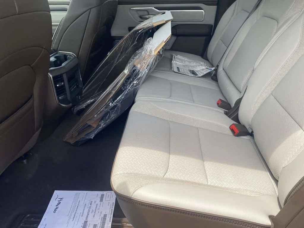 New 2026 Bright White Clear-Coat Exterior Paint RAM Laramie image 40