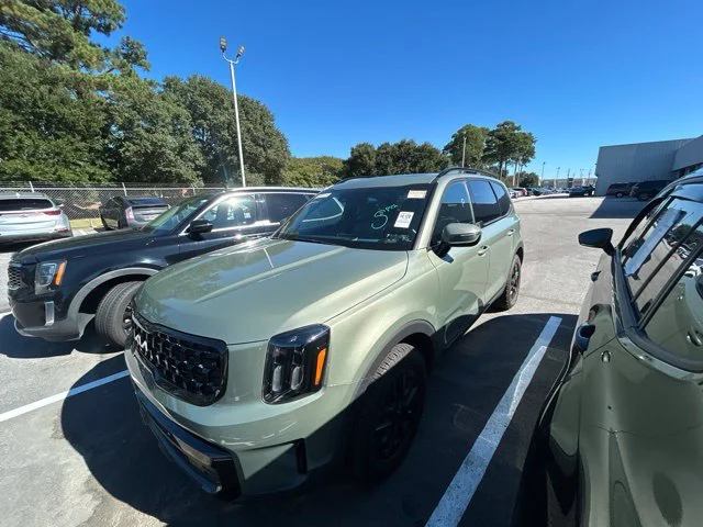 Certified Used 2024 Green Kia SX-Prestige X-Pro image 3