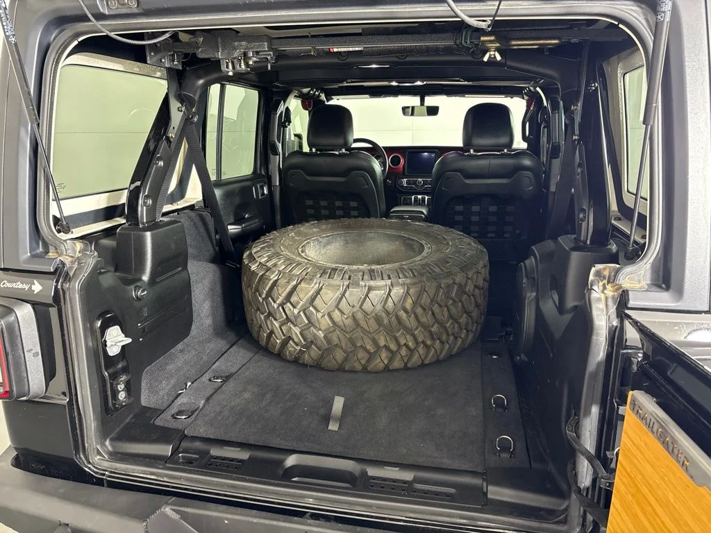 Used 2021 Black Jeep Unlimited Rubicon image 23