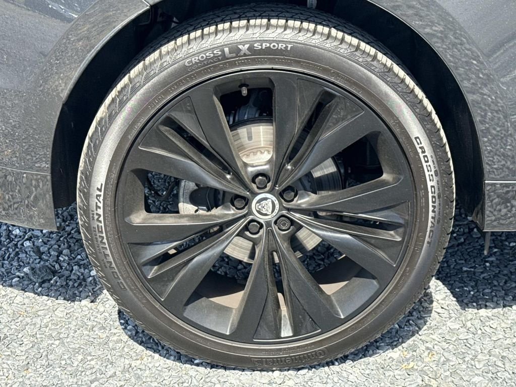 Used 2026 Gray Jaguar P250 R-Dynamic S image 10