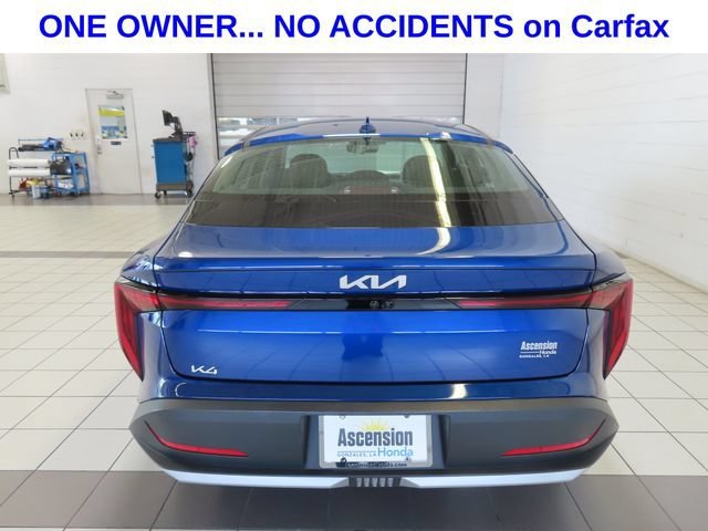 2025 Kia K4 LXS - Photo 11