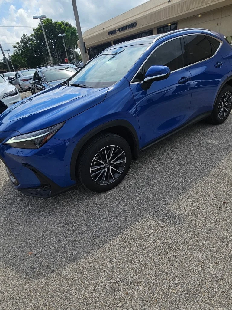 Used 2025  Lexus 350h Luxury image 5