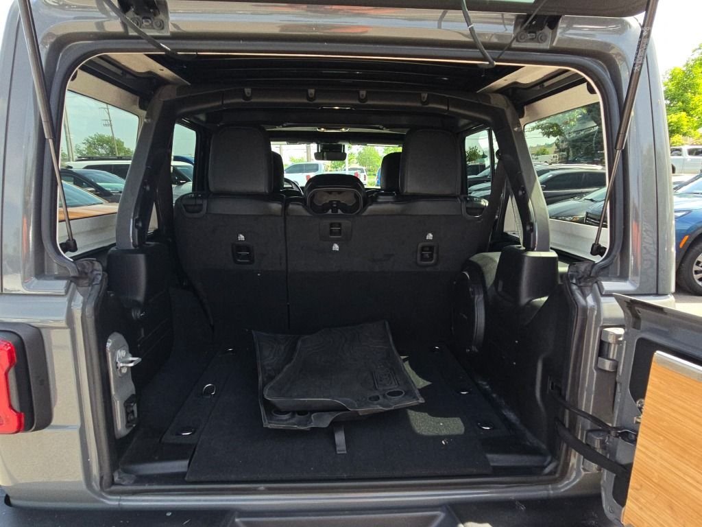 Used 2023 Gray Jeep Rubicon 392 image 18