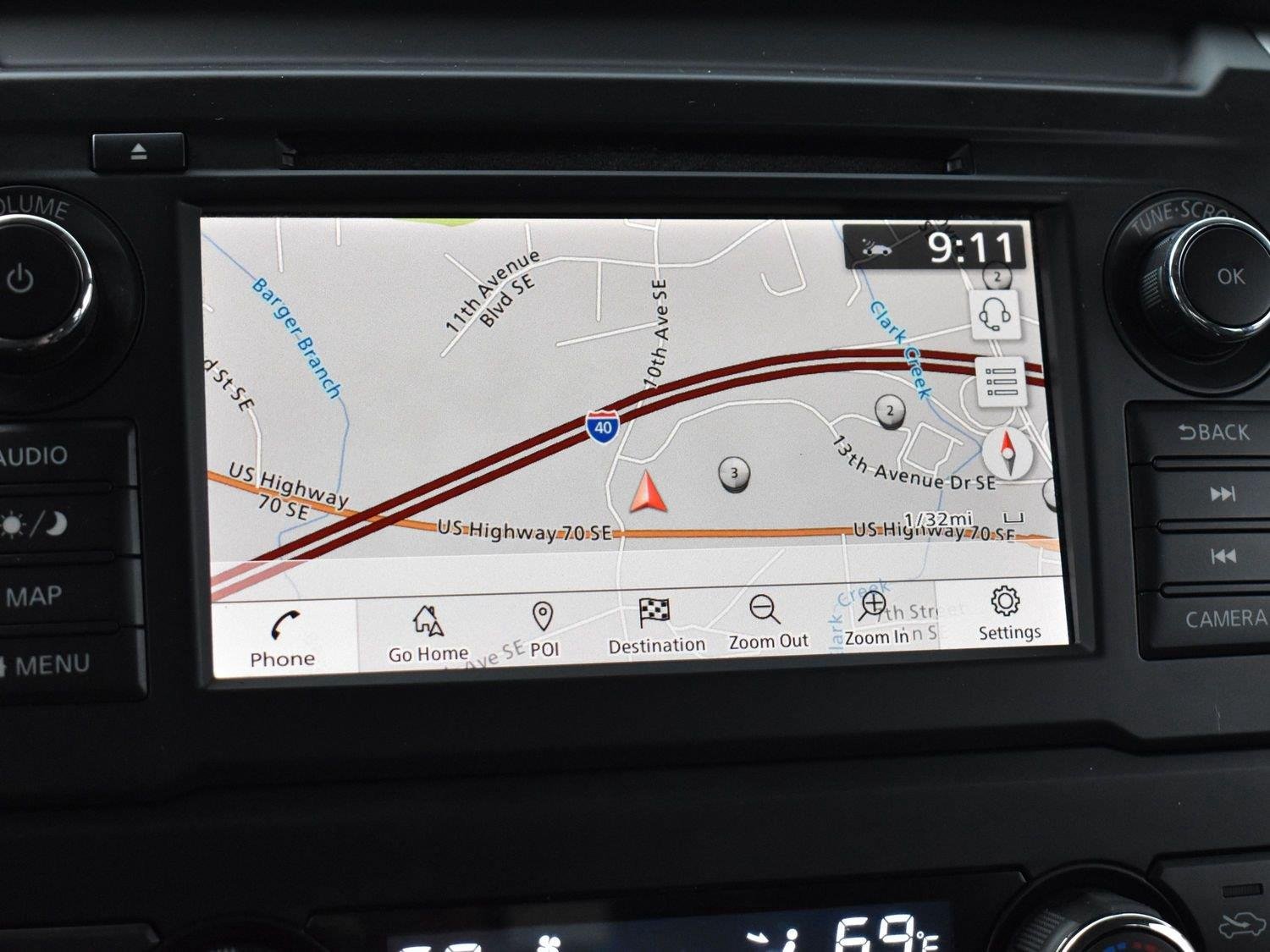 Used 2019 Midnight Pine Metallic Nissan PRO-4X image 22