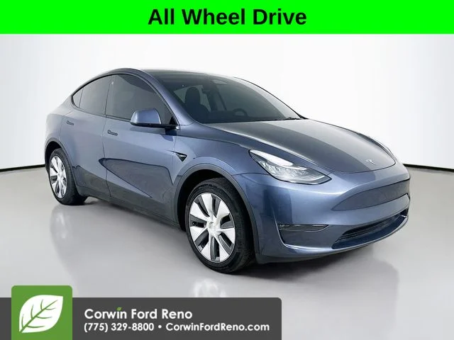 2023 Tesla Model Y Long Range Dual Motor All-Wheel Drive's photo