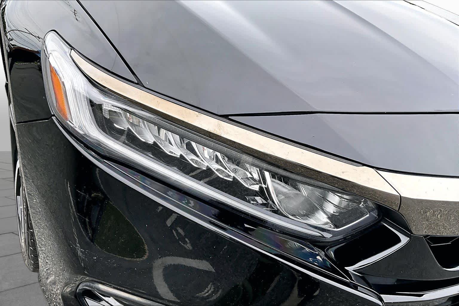 Used 2020 Crystal Black Pearl Honda Sport image 28