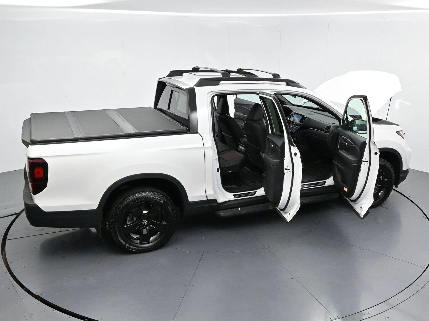 Used 2025 White Honda Black Edition image 41