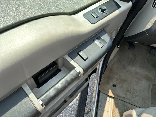 Used 2008 Silver Ford XLT image 14
