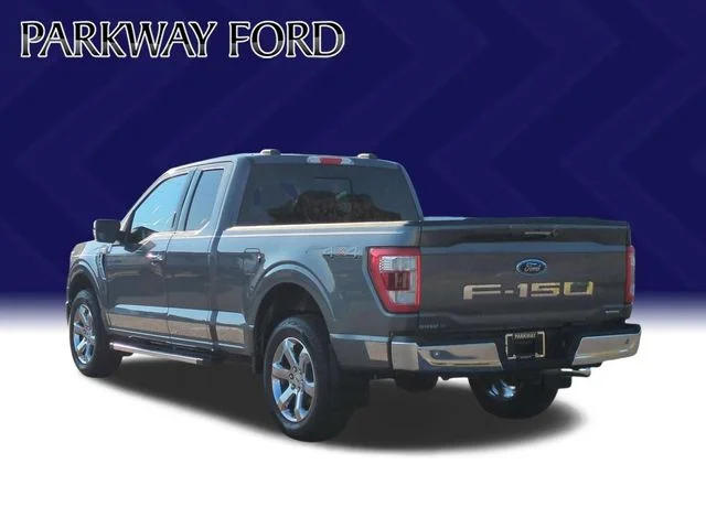 Used 2022 Gray Ford Lariat image 3