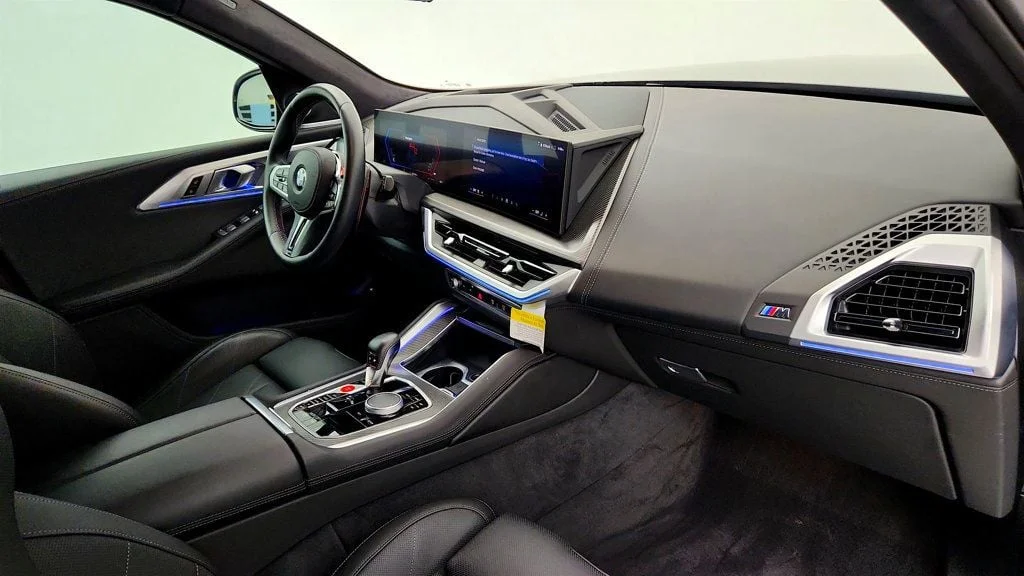 Used 2025 Carbon Black Metallic BMW SAV w/ Bowers & Wilkins Diamond Surround Sound image 27