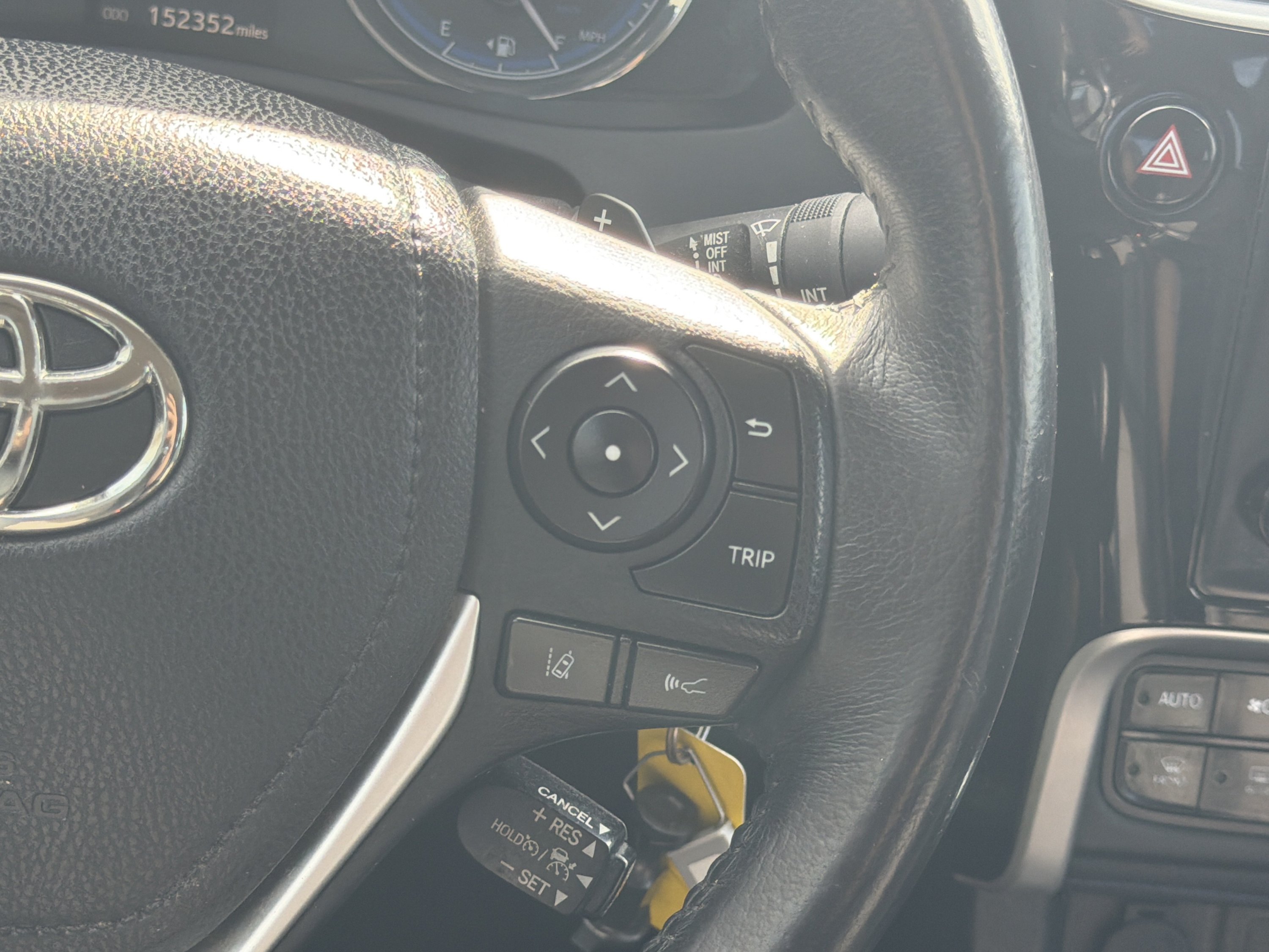 Used 2017 Silver Toyota SE image 20