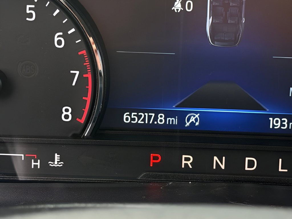 Used 2023 Gray Metallic Ford XLT image 19