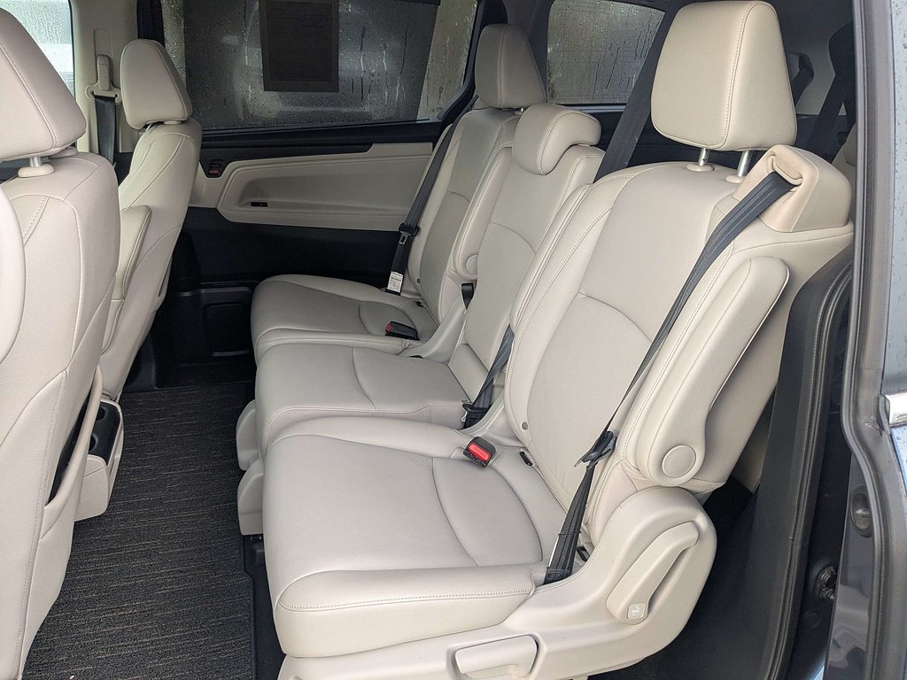 Used 2025 DK. GRAY Honda EX-L image 15